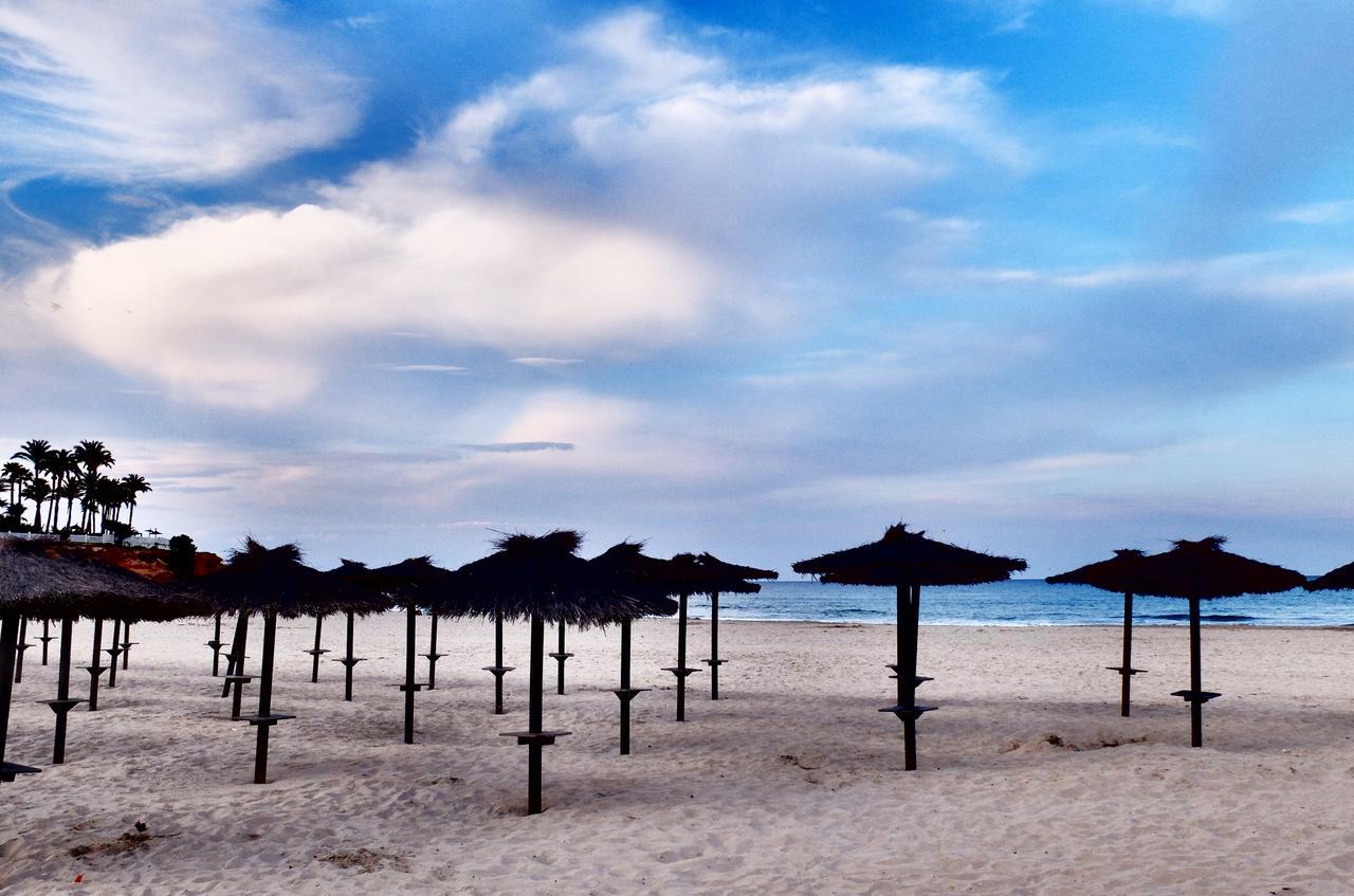 Shoal Apartamentos โอริอุเอลา ภายนอก รูปภาพ